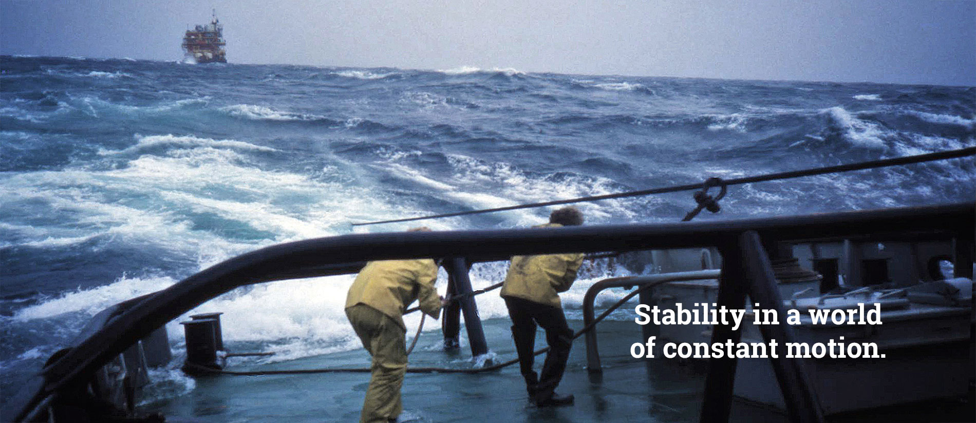 TUGPINS designs, engineers and produces towing pins shark jaws, stoppers